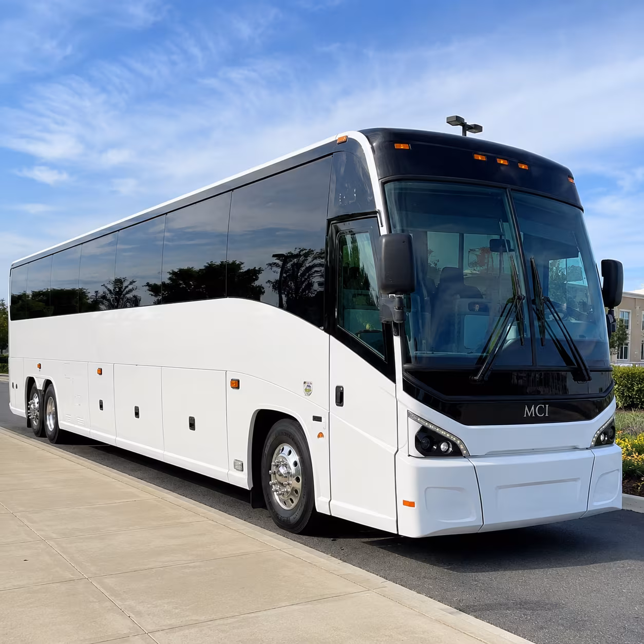 airport shuttle buses to detroit metropolitan wayne county airport dtw