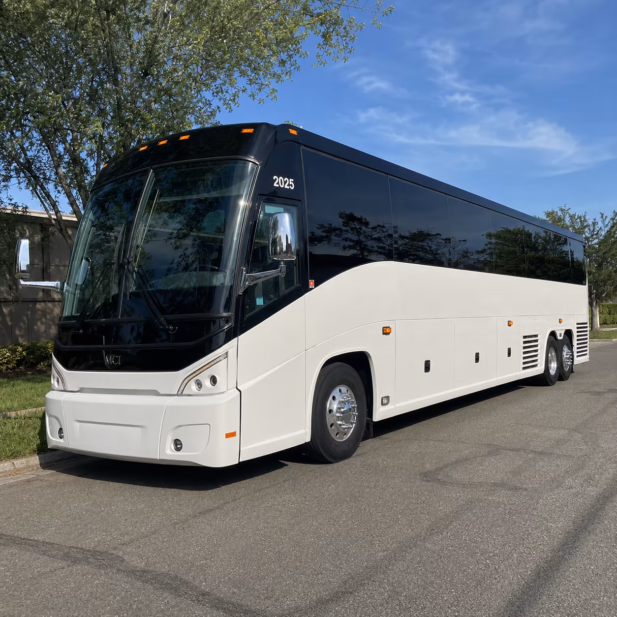 group bus rentals to pine knob music theatre for livonia concert goers