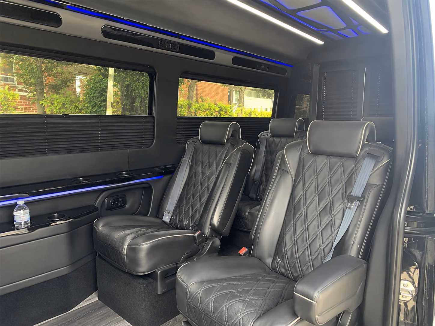livonia airport transportation