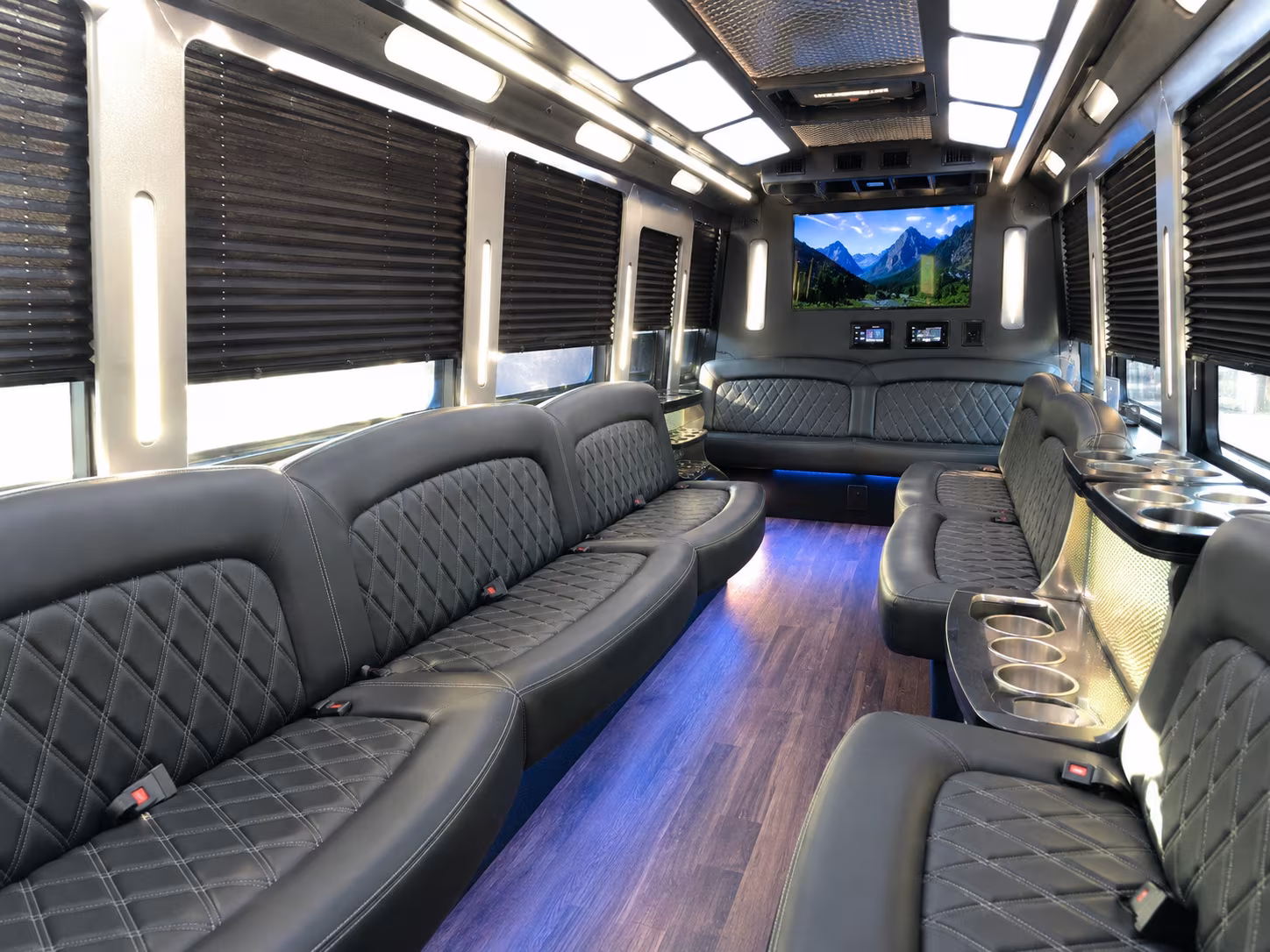 party buses from livonia to the roostertail the colony club and detroit s best prom venues